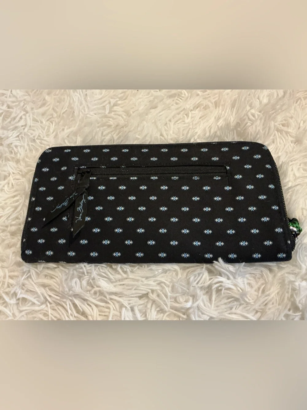 Vera Bradley Alpine Black Travel Organizer Wallet Passport Holder NWT Zip Case